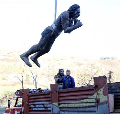 Tekkeköy Mağaraları'nın etrafında Taş Devri insanları var