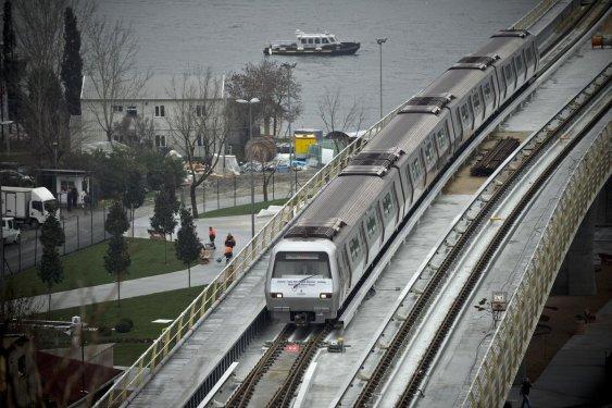 Haliç Metro Geçiş Köprüsü açıldı