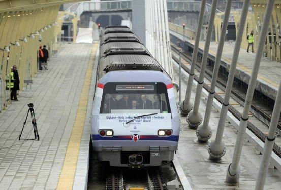 Haliç Metro Geçiş Köprüsü açıldı