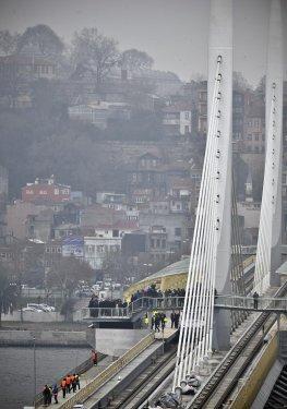 Haliç Metro Geçiş Köprüsü açıldı