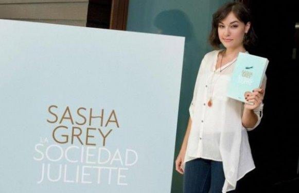 Porno yıldızı Sasha Grey ilk kez konuştu