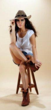 Serenay Aktaş Survivor‘a böyle hazırlanıyor