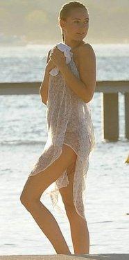 Kimberley Garner rüzgarın kurbanı oldu