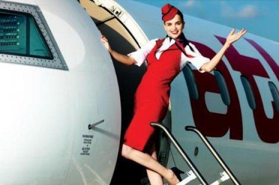 Tuğçe Kazaz dövmelerini sildirdi