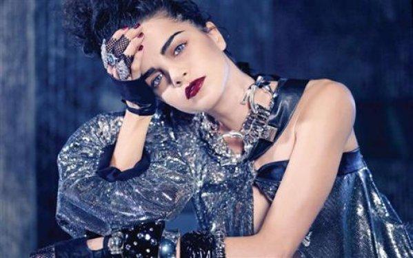 Tuğçe Kazaz dövmelerini sildirdi