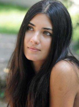 Tuba Büyüküstün Ortadoğu’daki ilgiye alıştı