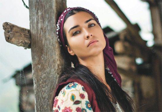 Tuba Büyüküstün Ortadoğu’daki ilgiye alıştı