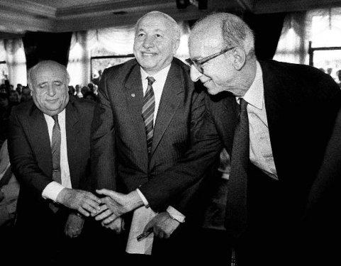 Necmettin Erbakan'ın anılarından kitap çıkarıldı