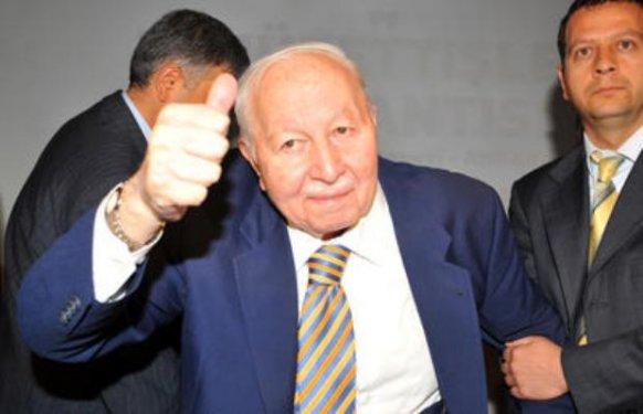 Necmettin Erbakan'ın anılarından kitap çıkarıldı