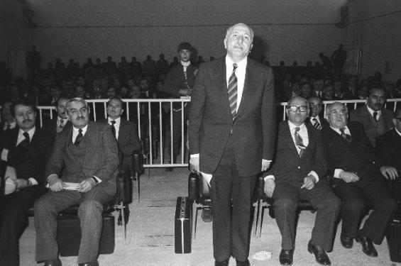 Necmettin Erbakan'ın anılarından kitap çıkarıldı