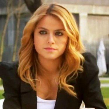 Ceyda Ateş'ten nefes kesen pozlar