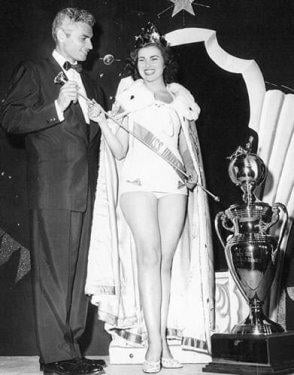 1950'lerden bu yana seçilen kainat güzelleri