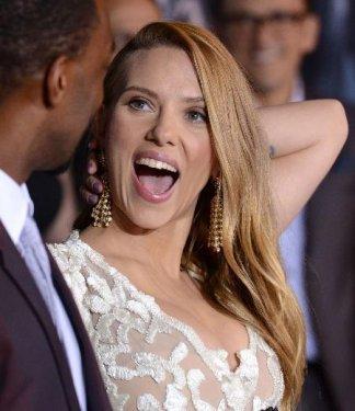 Scarlett Johansson‘un bebeği göründü
