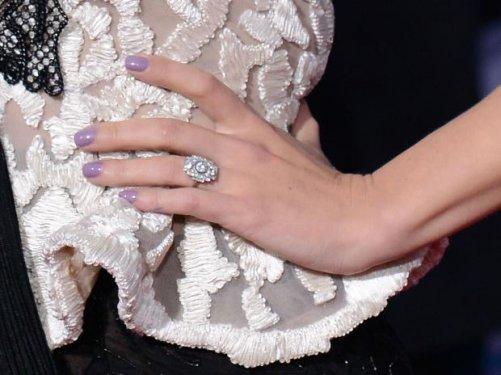 Scarlett Johansson‘un bebeği göründü