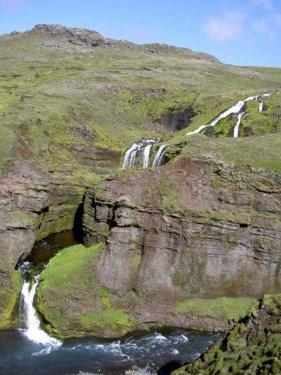 Skogafoss Şelalesi büyüleyici güzellikte - Resim 11