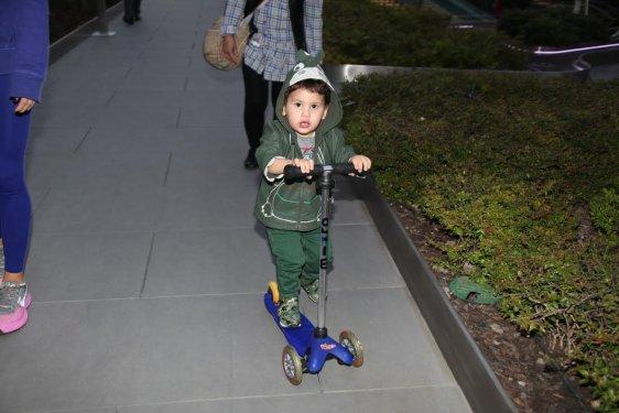 Çağla Şikel'in aile saadeti