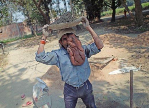 Chana Lal fil adam olarak anılıyor