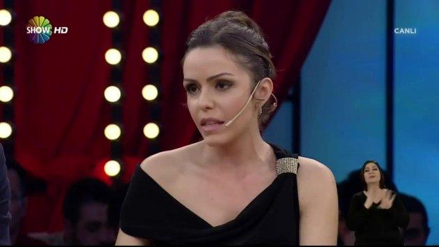 Karolin Fişekçi'den Orhan Pamuk'a ağır sözler