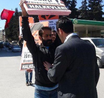 Hatay'da Başbakan protestosuna polis müdahalesi