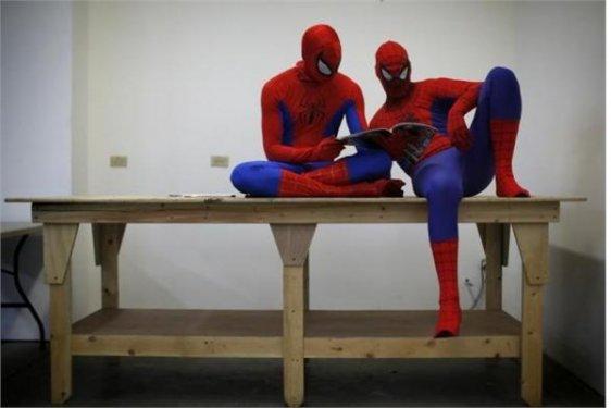 Süper kahramanlar karşımızda