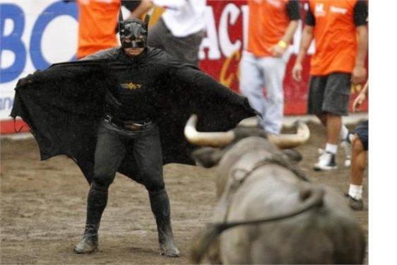 Süper kahramanlar karşımızda