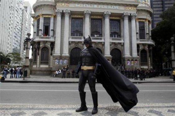 Süper kahramanlar karşımızda