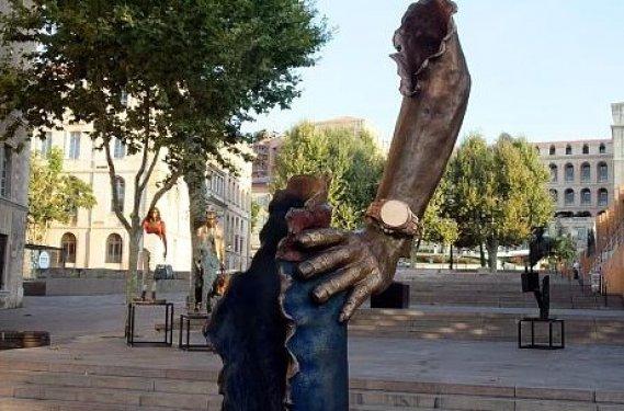 Bruno Catalano'nun eksik heykel çalışması