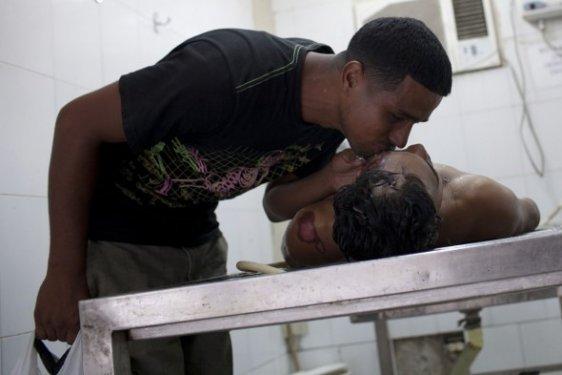 Onların işi ölülerle