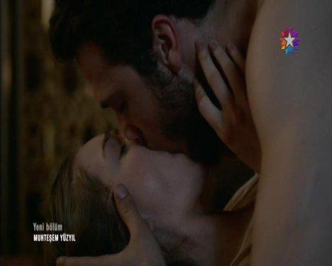 Yasemin Allen Muhteşem Yüzyıl'da halvete girdi