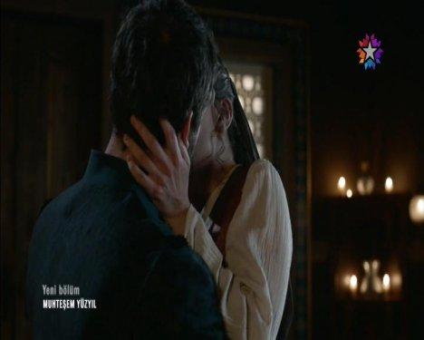 Yasemin Allen Muhteşem Yüzyıl'da halvete girdi