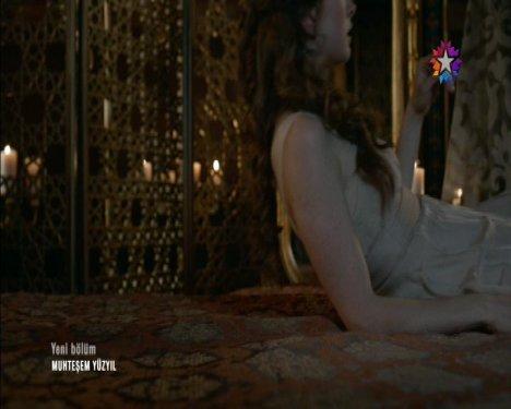 Yasemin Allen Muhteşem Yüzyıl'da halvete girdi