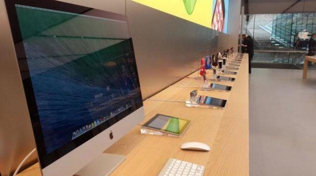 Apple Store'un Zorlu Center'daki mağazası bugün açıldı