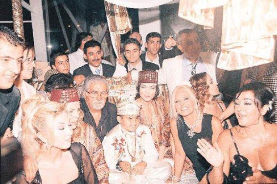 Türkiye'nin ünlü sünnetçisi Kemal Özkan hayatını kaybetti