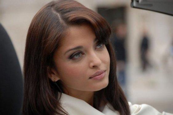 Google'a göre dünyanın en güzel 20 kadını