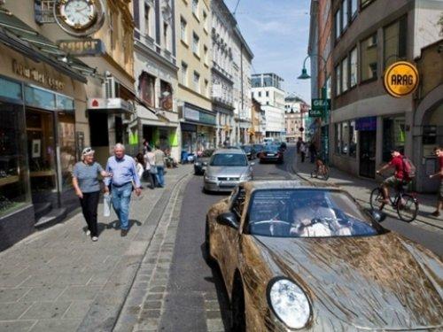 Dünyanın en lüks ve en yavaş arabası