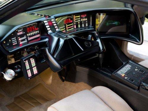 Kara Şimşek açık artırmada