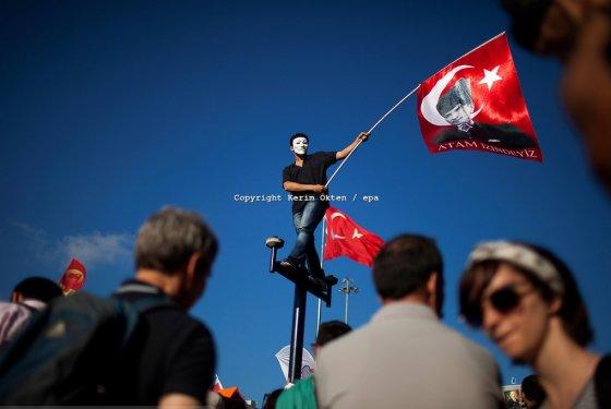 Dünyaca ünlü foto muhabiri Kerim Ökten'in fotoğrafları