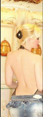 Kedicik Tülay Kumaşçı'dan olay pozlar