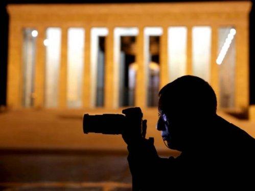 Anıtkabir gece yarısına kadar görüntülendi