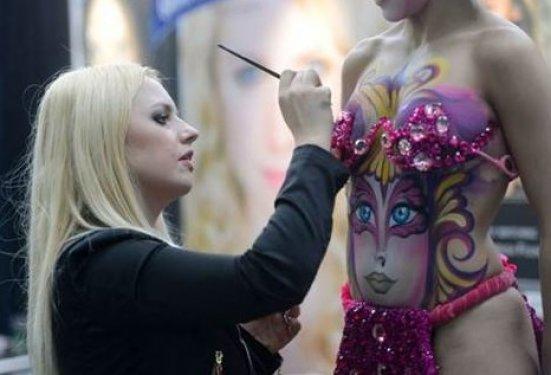  New York'ta  Makyaj Fuarı başladı