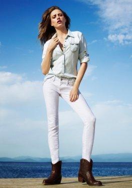 Serenay Sarıkaya yeni reklam filmi için 750 bin TL aldı