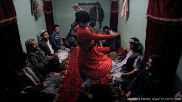 Afganistan'da erkek çocuklar fuhuşa zorlanıyor - Resim 12