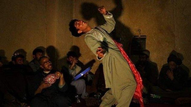 Afganistan'da erkek çocuklar fuhuşa zorlanıyor - Resim 9