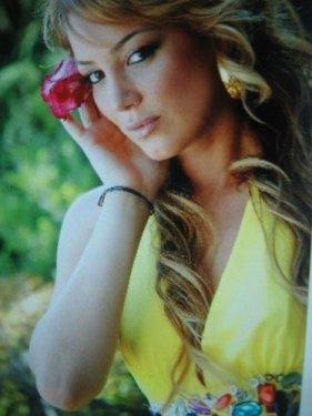 Dünden bugüne Petek Dinçöz 