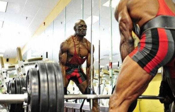 Herkül gibi kaslı bu adam tam 70 yaşında