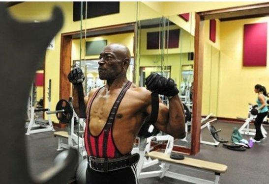 Herkül gibi kaslı bu adam tam 70 yaşında