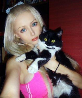 Barbie bebek Valeria Lukyanova'nın  son hali