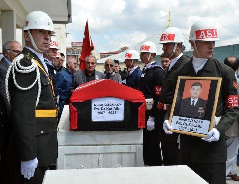 Deniz Kurmay Albay Murat Özenalp  son yolculuğuna uğurlandı