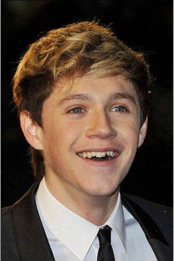 Sadece dişlerin değişimi ile evrim geçiren ünlüler