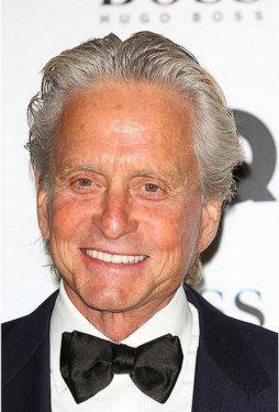 Sadece dişlerin değişimi ile evrim geçiren ünlüler